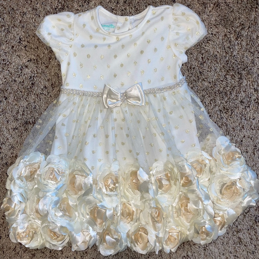 18 month Nannette Baby cream/gold flower dress NWOT